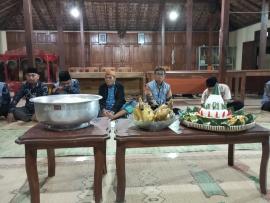 TIRAKATAN MENYAMBUT HARI KEMERDEKAAN REPUBLIK INDONESIA YANG KE 80 TAHUN