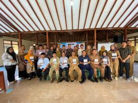 SOSIALISASI PROFIL KEBUDAYAAN KALURAHAN KARANGTENGAH OLEH TIM PENYUSUN