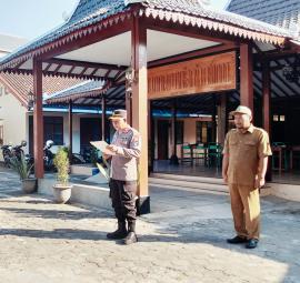 KAPOLSEK WONOSARI HADIR DALAM APEL PAGI PAMONG KALURAHAN KARANGTENGAH